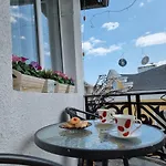 - 3bd For Family & Friends Apartment *