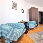 - 3bd For Family & Friends Apartment *