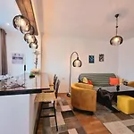 Apartment - 3bd For Family & Friends *