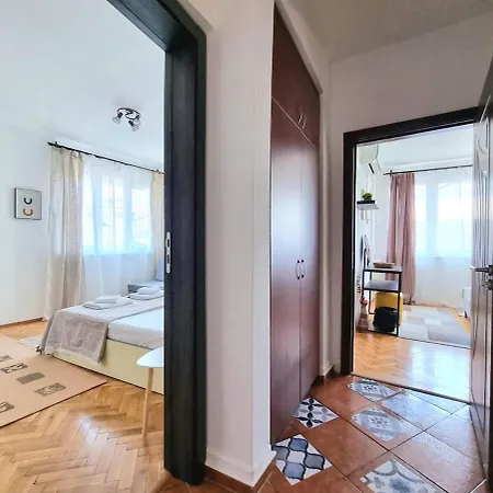 - 3bd For Family & Friends Daire