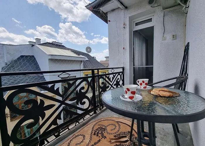 - 3bd For Family & Friends Апартамент *