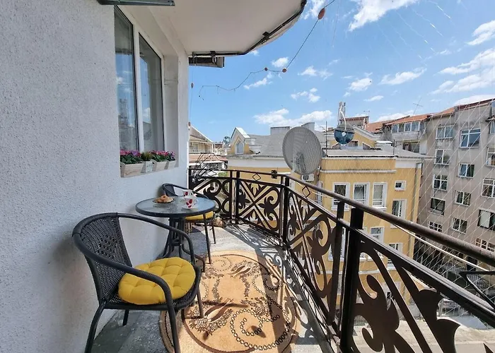 - 3bd For Family & Friends Апартамент *