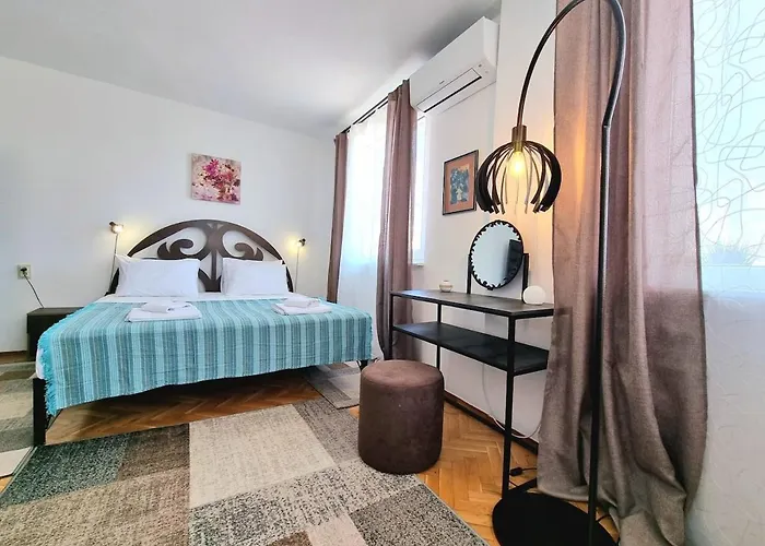 Апартамент - 3bd For Family & Friends Бургас