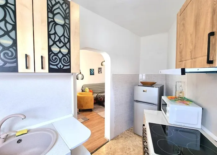 - 3bd For Family & Friends Апартамент *